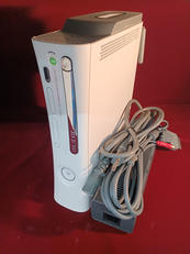 XBOX 360 CONSOLE|MICROSOFT