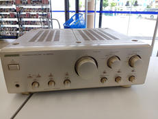 プリメインアンプ|SANSUI