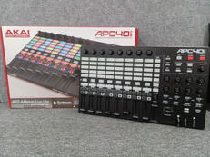 MIDIコントローラー|AKAI
