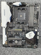 マザーボード|GIGABYTE