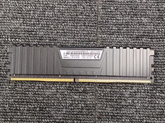 DDR4メモリ|CORSAIR