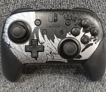 SWITCH PROコントローラー|NINTENDO