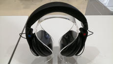 ヘッドホン|SHURE