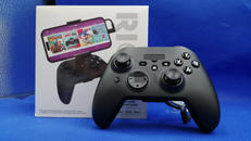 USB-LIGHTNING接続ゲーミングコントローラー|APPLE