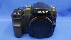 デジタル一眼レフ ダブルレンズキット|SONY