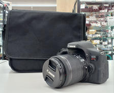 デジタル一眼ダブルズームキット|CANON