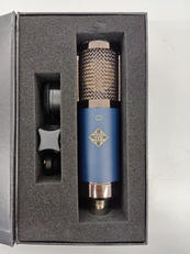 コンデンサーマイク|TELEFUNKEN