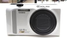 コンパクトデジタルカメラ|CASIO