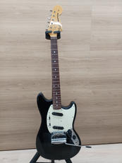 エレキギター|FENDER JAPAN