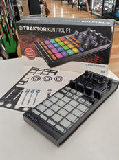 CDJコントローラ－|TRAKTOR