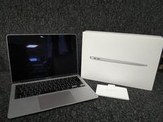 MACBOOK AIR|APPLE