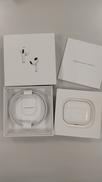 AIRPODS|APPLE