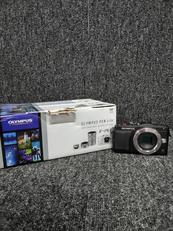 ミラーレス一眼|OLYMPUS