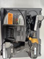 インパクトレンチ/専用充電器|東空販売㈱