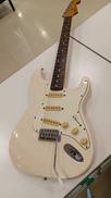 ストラトキャスタータイプ|FENDER JAPAN