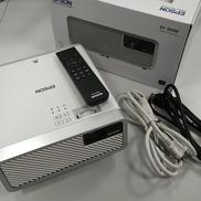 小型、高画質プロジェクター|EPSON