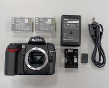 デジタル一眼レフ|NIKON