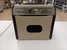 ギターアンプ|FENDER