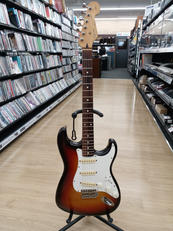 ストラトキャスタータイプ|SQUIER