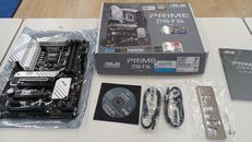 マザーボード|ASUS