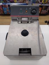 フライヤー|不明