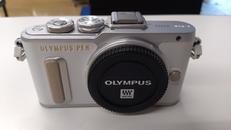 ミラーレス一眼 ボディ|OLYMPUS