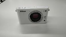 ミラーレス一眼カメラ|NIKON