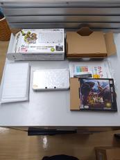 3DSLL モンスターハンター4仕様 アイルーホワイト|任天堂