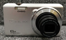 デジタルカメラ|CASIO