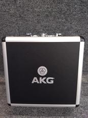 コンデンサーマイク|AKG