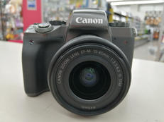 ミラーレス一眼|CANON