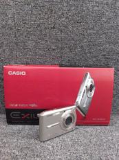 デジタルカメラ|CASIO