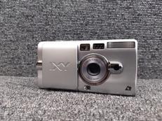 コンパクトフィルムカメラ|CANON