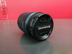 望遠ズームレンズ|OLYMPUS