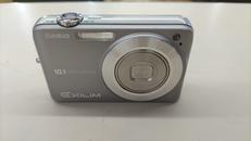 デジタルカメラ|CASIO