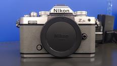 デジタル一眼レフ|NIKON