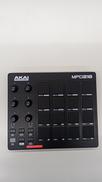 MIDIコントローラー|AKAI