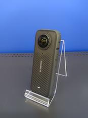 アクションカメラ|INSTA360