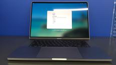 MAC BOOK PRO|APPLE