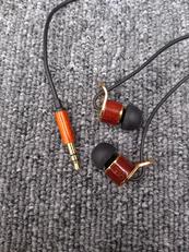 イヤホン|CHORD&MAJOR