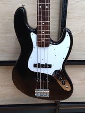 ジャズベースタイプ|FENDER JAPAN