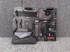 マザーボード|GIGABYTE