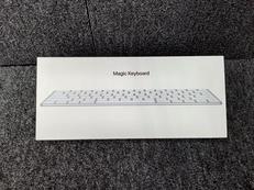 MAGIC KEYBOARD|APPLE