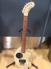 アンプ内蔵ギター|FNRNANDES