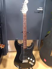 ストラトキャスタータイプ|PHOTOGENIC