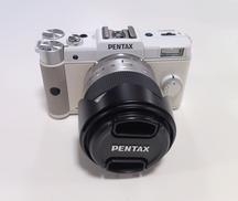 ミラーレス一眼|PENTAX