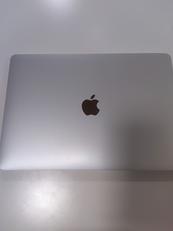 MACBOOK PRO|APPLE