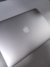 MACBOOK PRO|APPLE