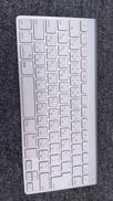 MAGIC KEYBOARD|APPLE