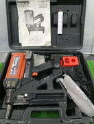 ガス式鋲打機|MAKITA